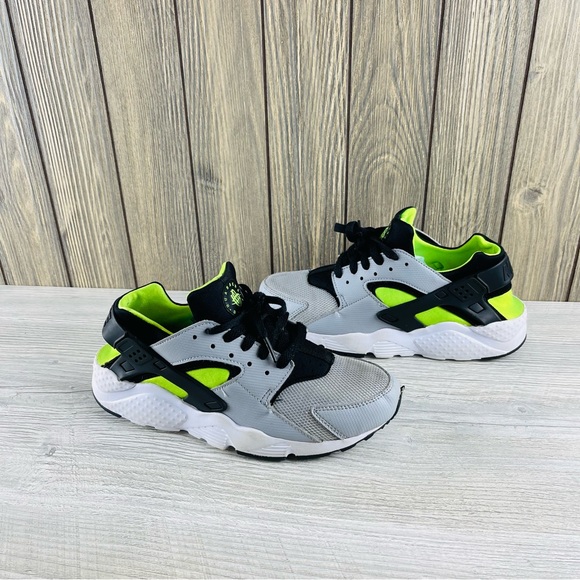Nike Boys Huarache Run 654275-015 Gray Running Shoes Sneakers Size: 7Y - Picture 4 of 16